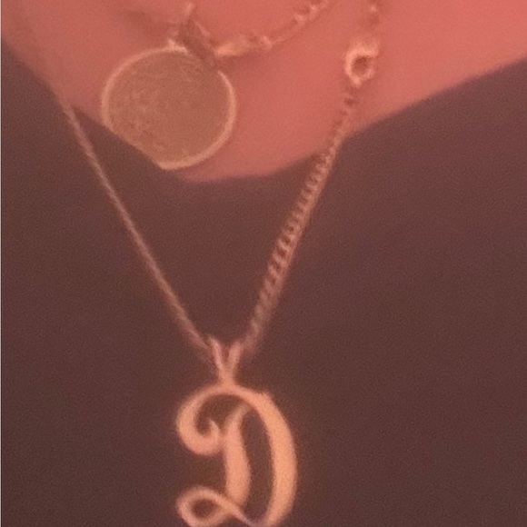 14kt Gold Initial D Charms. Gold Vintage Charms. Does not include the chain - Picture 4 of 4